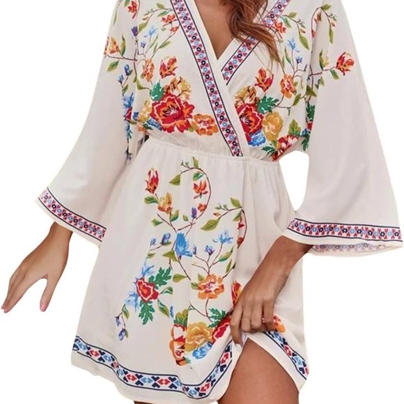 NWT HAYUDIER BOHEMIAN FLORAL V-NECK WRAP DRESS - Picture 2 of 8